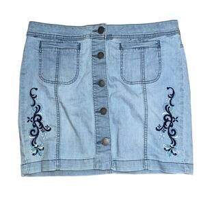 Romeo & Juliet Couture Denim Jean Skirt Size M button front embroidered Y2K Mini